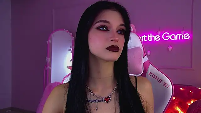 BeverlyMost online show from December 2025 06:28:01 PM