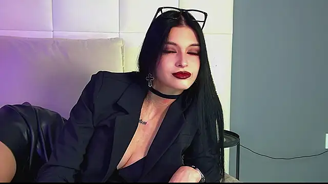 BeverlyMost online show from February 2026 07:09:01 PM