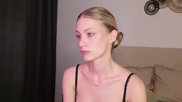 GabriellaOlsen online show from May 2026 04:35:02 PM
