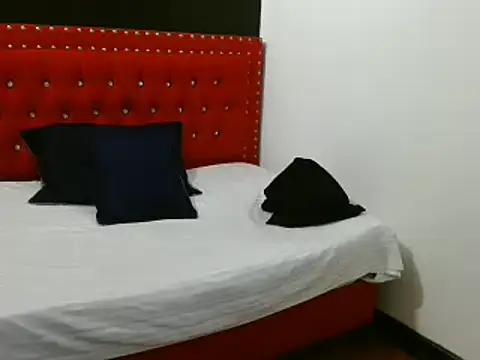 Snapshot of ShairaMarss chatting on February 2025 07:24:02 PM ShairaMarss online show from February 2025 07:24:02 PM