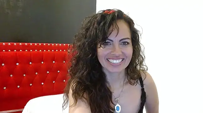 Snapshot of ShairaMarss chatting on February 2025 02:37:02 PM ShairaMarss online show from February 2025 02:37:02 PM