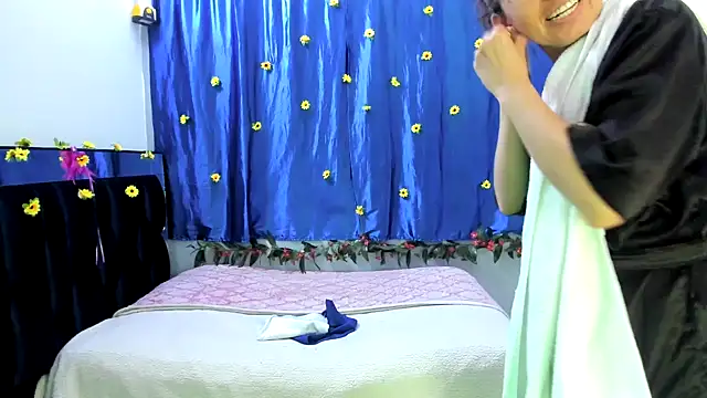 Snapshot of ShairaMarss chatting on October 2025 09:13:01 PM ShairaMarss online show from October 2025 09:13:01 PM