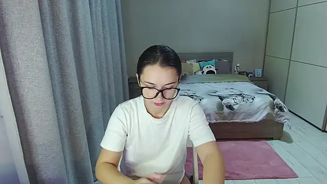 singletrouble online show from October 2025 04:35:02 AM