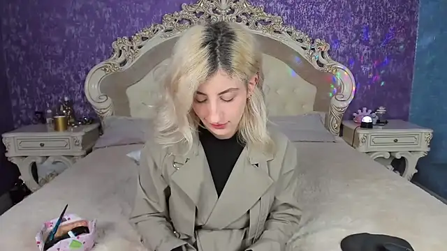 wawmom online show from March 2026 08:12:01 PM