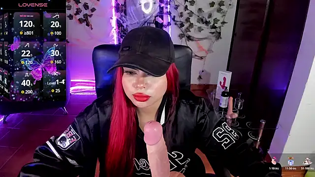 Snapshot of saray__jones chatting on October 2025 04:57:01 PM saray jones online show from October 2025 04:57:01 PM