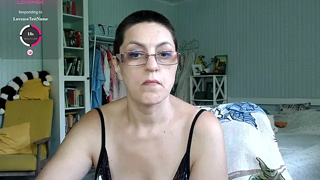 Snapshot of Soffya_Soy chatting on June 2026 06:48:02 AM Soffya Soy online show from June 2026 06:48:02 AM