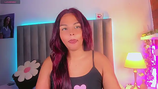 Snapshot of CamiiGarcia chatting on November 2025 08:21:01 PM CamiiGarcia online show from November 2025 08:21:01 PM