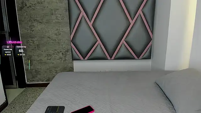 Martshall09 online show from September 2025 10:20:01 PM