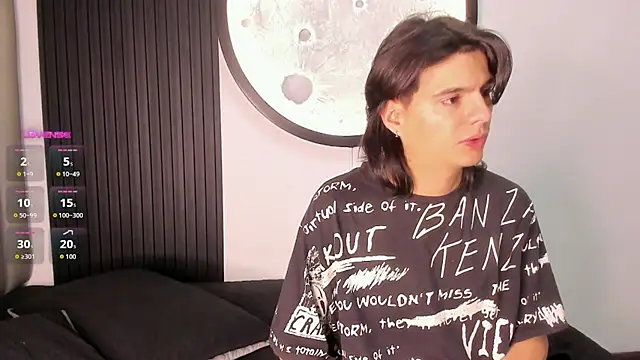 Martshall09 online show from September 2025 02:05:02 PM