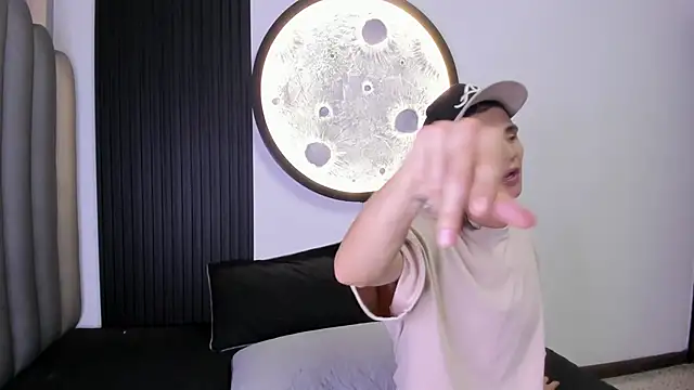 Martshall09 online show from October 2025 09:14:02 PM