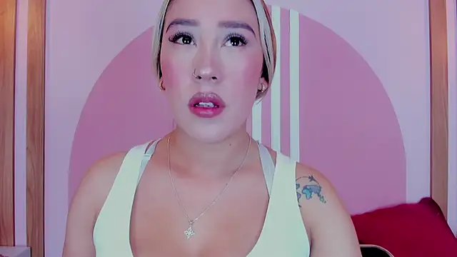 Lannajansen online show from March 2026 01:38:01 PM