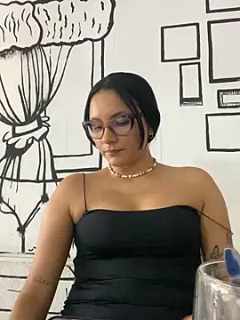 Snapshot of ruby__00 chatting on January 2025 09:18:02 PM ruby 00 online show from January 2025 09:18:02 PM