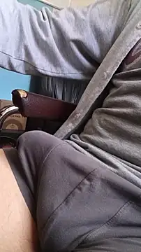 Snapshot of Andre16c chatting on February 2026 02:17:02 PM Andre16c online show from February 2026 02:17:02 PM