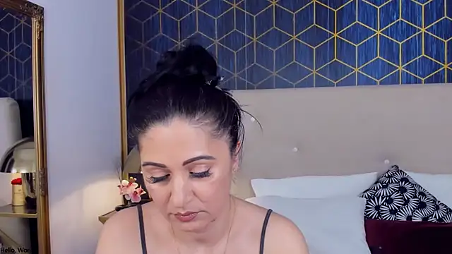 Snapshot of ValeryBlakes chatting on April 2026 06:20:01 PM ValeryBlakes online show from April 2026 06:20:01 PM