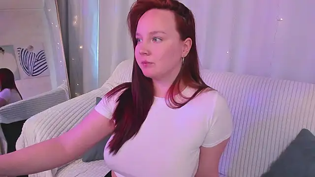 Snapshot of maya_suun chatting on February 2026 02:21:01 AM maya suun online show from February 2026 02:21:01 AM