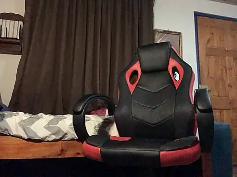 Nooneisthis online show from April 2026 06:20:02 AM