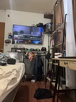 Snapshot of paullliliu chatting on October 2025 01:33:02 PM paullliliu online show from October 2025 01:33:02 PM