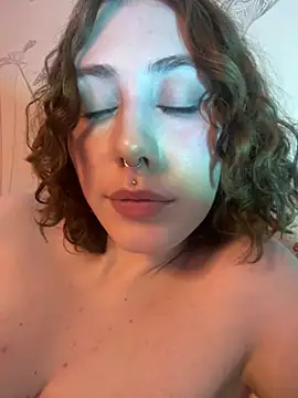 Molli Luv online show from February 2025 02:43:02 PM