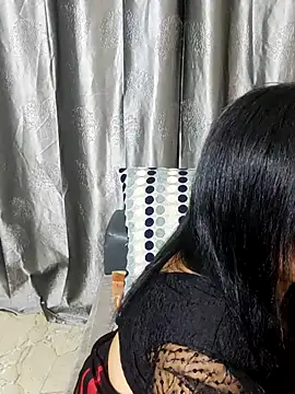 Snapshot of horny_lizia chatting on June 2026 05:35:02 PM horny lizia online show from June 2026 05:35:02 PM