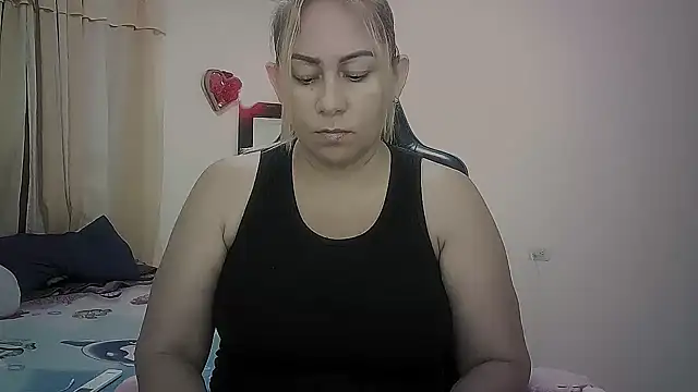 Snapshot of mariana0x chatting on July 2026 12:49:01 AM mariana0x online show from July 2026 12:49:01 AM