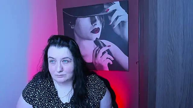 QueenOfHaze online show from December 2025 03:07:01 PM