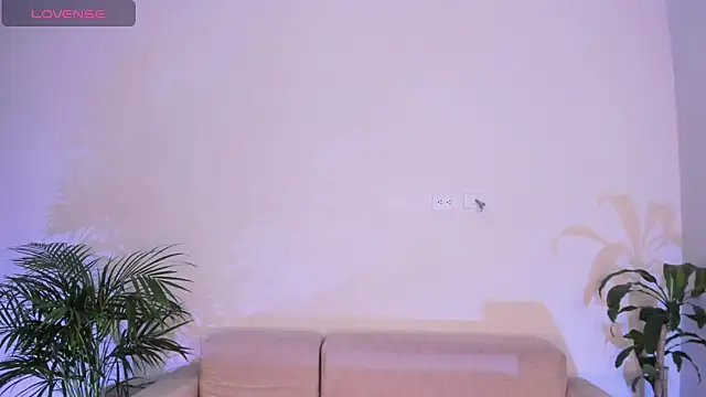 Snapshot of Hannah_Jonhson chatting on December 2025 03:58:02 AM Hannah Jonhson online show from December 2025 03:58:02 AM