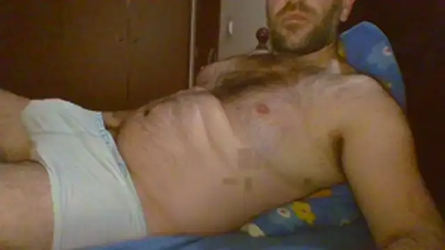 Snapshot of _tuga_man_ chatting on December 2025 11:11:01 PM tuga man online show from December 2025 11:11:01 PM