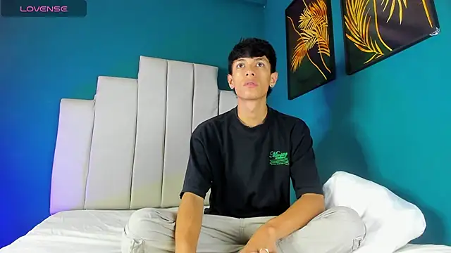 Im Kael online show from January 2025 03:26:02 AM