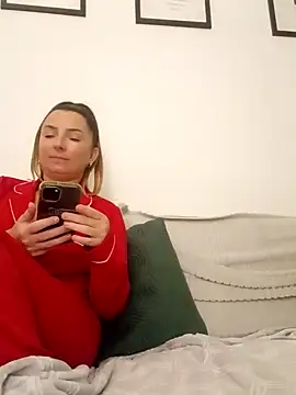 MolliexLexi1 online show from January 2025 08:54:01 PM