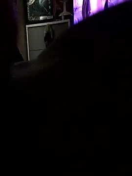 Snapshot of Pilote19 chatting on December 2025 07:29:02 PM Pilote19 online show from December 2025 07:29:02 PM