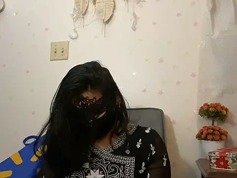 Snapshot of desiiiinigal chatting on January 2026 11:42:01 PM desiiiinigal online show from January 2026 11:42:01 PM