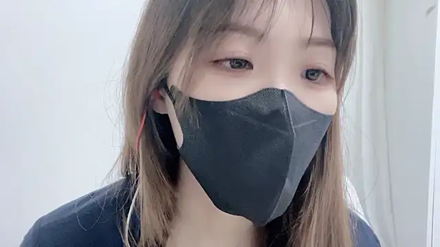 Chu1314 online show from February 2025 06:41:02 PM