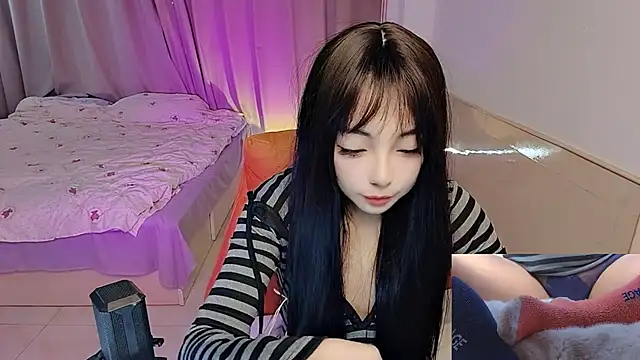 Snapshot of Song_99 chatting on October 2025 04:23:02 AM Song 99 online show from October 2025 04:23:02 AM