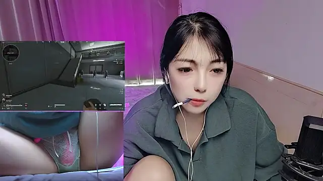 Snapshot of Song_99 chatting on December 2025 04:28:02 AM Song 99 online show from December 2025 04:28:02 AM