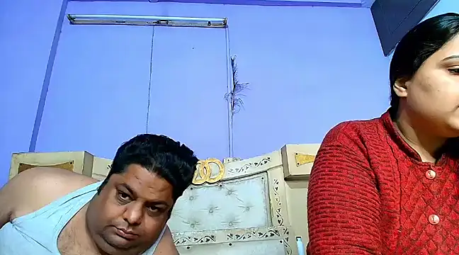 Sophia James online show from February 2025 05:24:02 PM