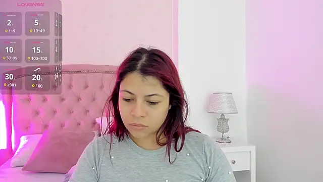 Snapshot of Kendall__Fox chatting on November 2025 05:41:02 AM Kendall Fox online show from November 2025 05:41:02 AM