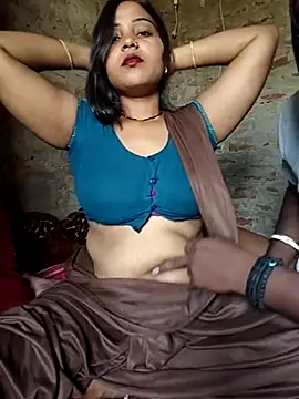 Snapshot of Simrandeshipp chatting on May 2026 03:58:01 AM Simrandeshipp online show from May 2026 03:58:01 AM