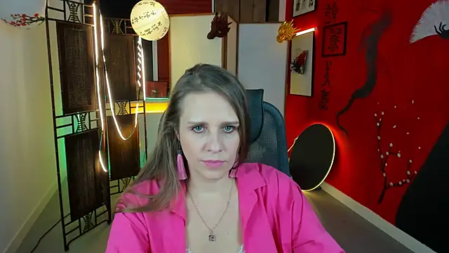 Snapshot of EmiliaBedy chatting on February 2025 03:18:02 PM EmiliaBedy online show from February 2025 03:18:02 PM