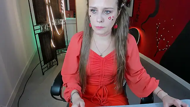 Snapshot of EmiliaBedy chatting on February 2025 09:13:02 AM EmiliaBedy online show from February 2025 09:13:02 AM