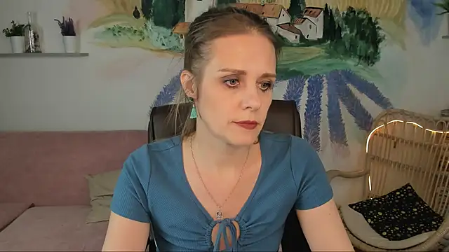 Snapshot of EmiliaBedy chatting on February 2025 03:25:02 PM EmiliaBedy online show from February 2025 03:25:02 PM