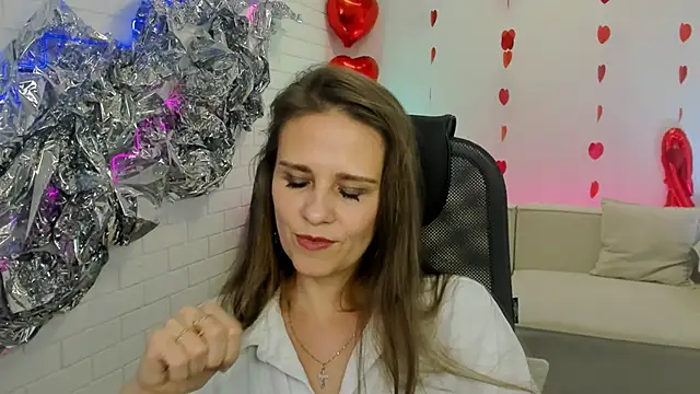 Snapshot of EmiliaBedy chatting on February 2025 03:16:01 PM EmiliaBedy online show from February 2025 03:16:01 PM