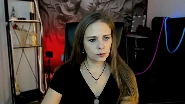 Snapshot of EmiliaBedy chatting on March 2025 07:10:01 AM EmiliaBedy online show from March 2025 07:10:01 AM