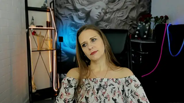 Snapshot of EmiliaBedy chatting on March 2025 05:16:01 AM EmiliaBedy online show from March 2025 05:16:01 AM