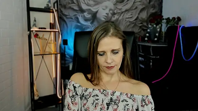 Snapshot of EmiliaBedy chatting on March 2025 08:21:02 AM EmiliaBedy online show from March 2025 08:21:02 AM