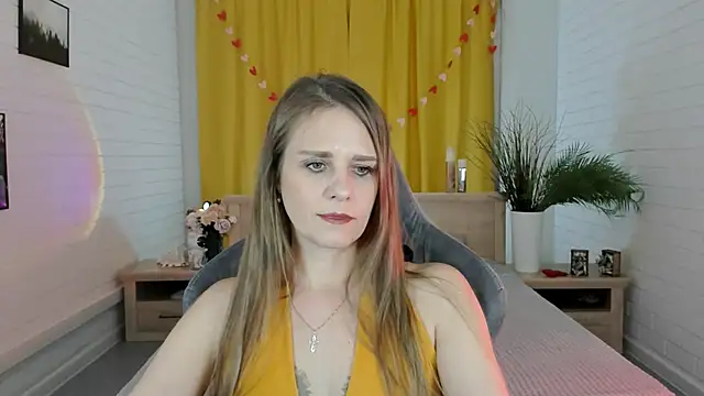 Snapshot of EmiliaBedy chatting on March 2025 12:13:02 PM EmiliaBedy online show from March 2025 12:13:02 PM