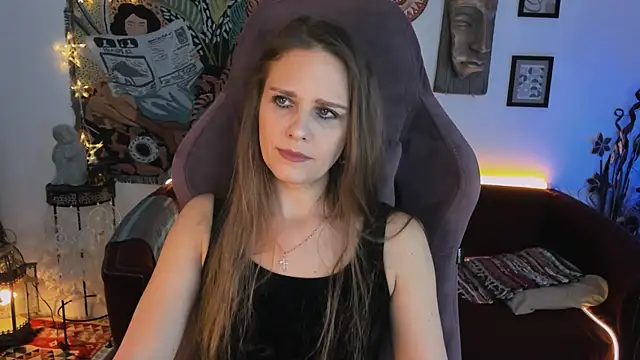 Snapshot of EmiliaBedy chatting on March 2025 12:22:01 PM EmiliaBedy online show from March 2025 12:22:01 PM