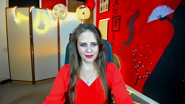 Snapshot of EmiliaBedy chatting on September 2025 05:18:02 AM EmiliaBedy online show from September 2025 05:18:02 AM