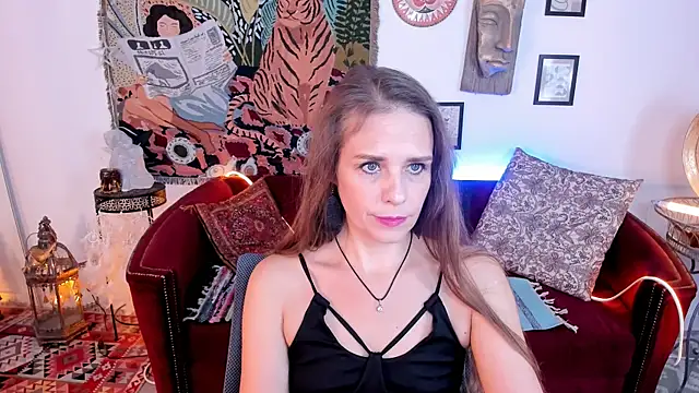 Snapshot of EmiliaBedy chatting on October 2025 09:16:01 AM EmiliaBedy online show from October 2025 09:16:01 AM