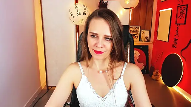 EmiliaBedy online show from April 2026 05:14:01 AM