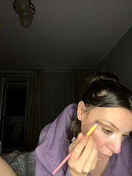 Snapshot of bunnythetailor chatting on October 2025 06:09:02 PM bunnythetailor online show from October 2025 06:09:02 PM